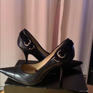 Fine Leather Black Pumps